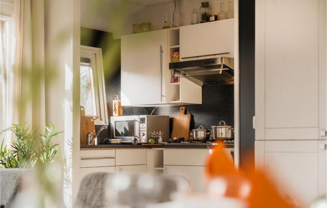 3 Bedroom Pet Friendly Home In Tzummarum Eksteriør bilde