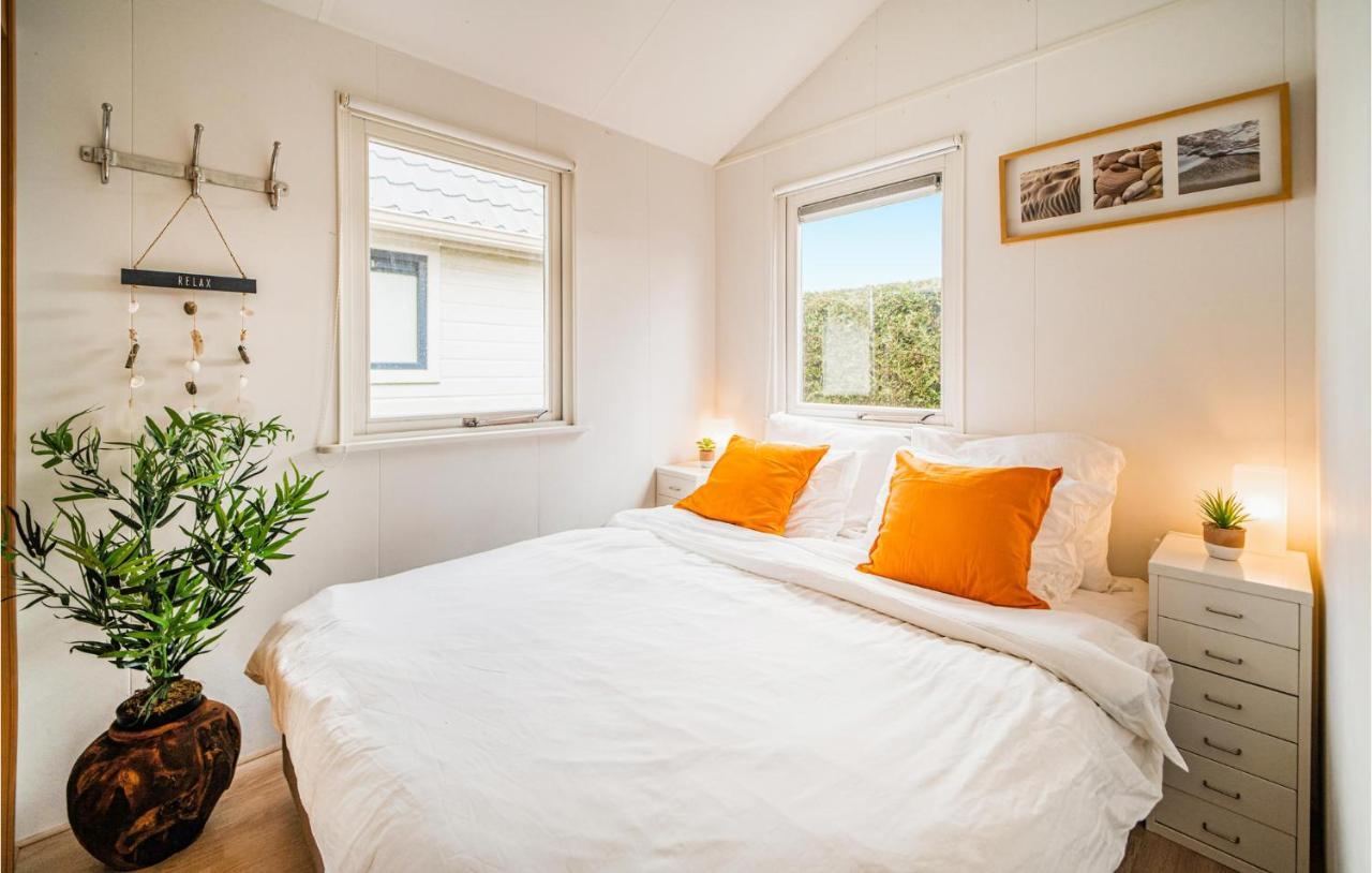3 Bedroom Pet Friendly Home In Tzummarum Eksteriør bilde
